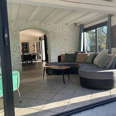Residence Gabrielle Le Cannet Des Maures Екстер'єр фото