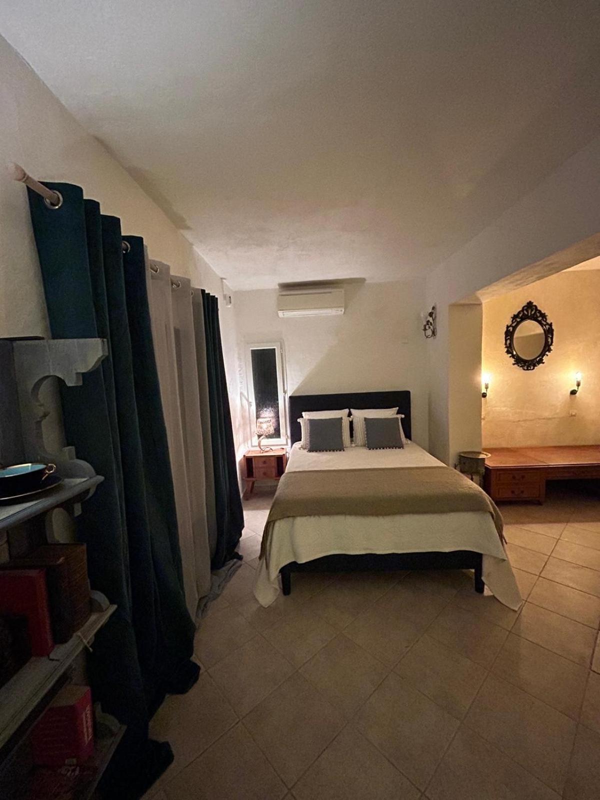 Residence Gabrielle Le Cannet Des Maures Екстер'єр фото